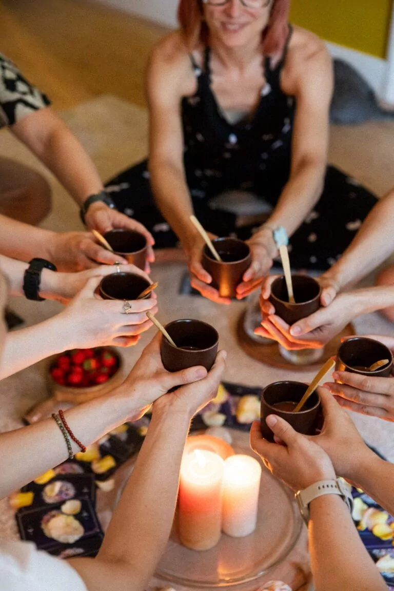 Vrouwencirkel met ceremoniële cacao