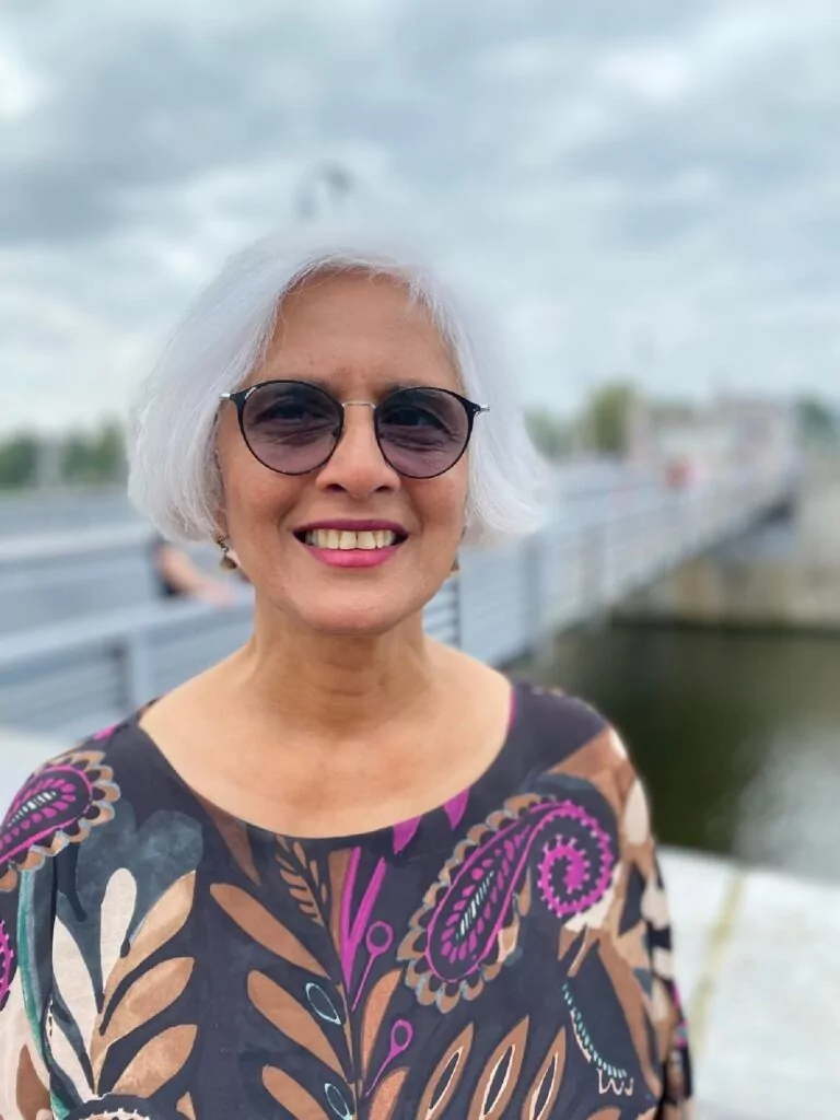 Mina Mangre